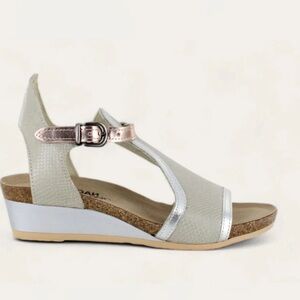 Naot Women's Sandals in Cream and Silver